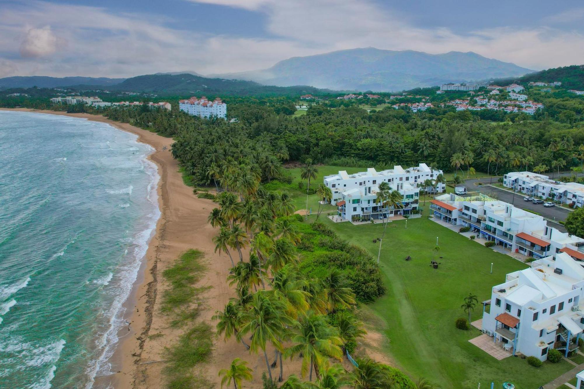 Villa Layka Beach House At Playas Del Yunque ريو غراندي المظهر الخارجي الصورة